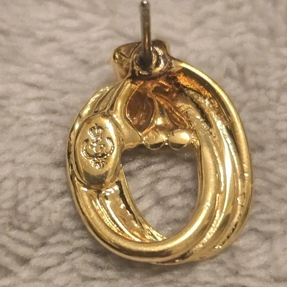 #521 VINTAGE gold tone earring - Picture 4 of 4